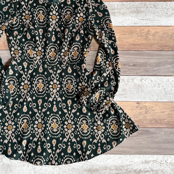 SOLD. Forever 21 lightweight Art Deco Print 
A-Line Dress Size Small - Picture 6 of 10